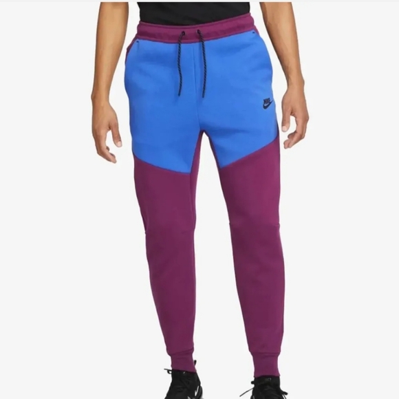 Nike Sportswear Tech Fleece Jogger Pants Sangria Mens Size XL
